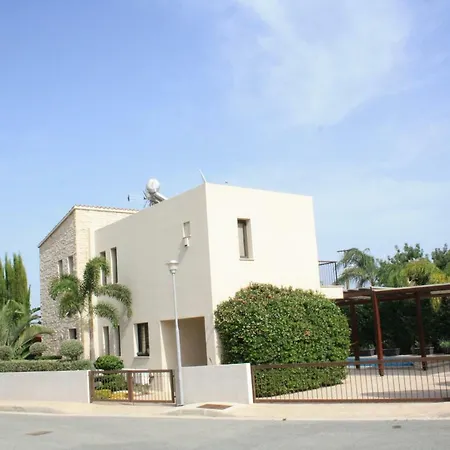 Villa With Private Pool, Big Garden Tokhni