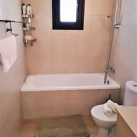 Villa With Private Pool, Big Garden Tokhni